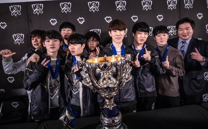 更是用拼搏 更是用拼搏