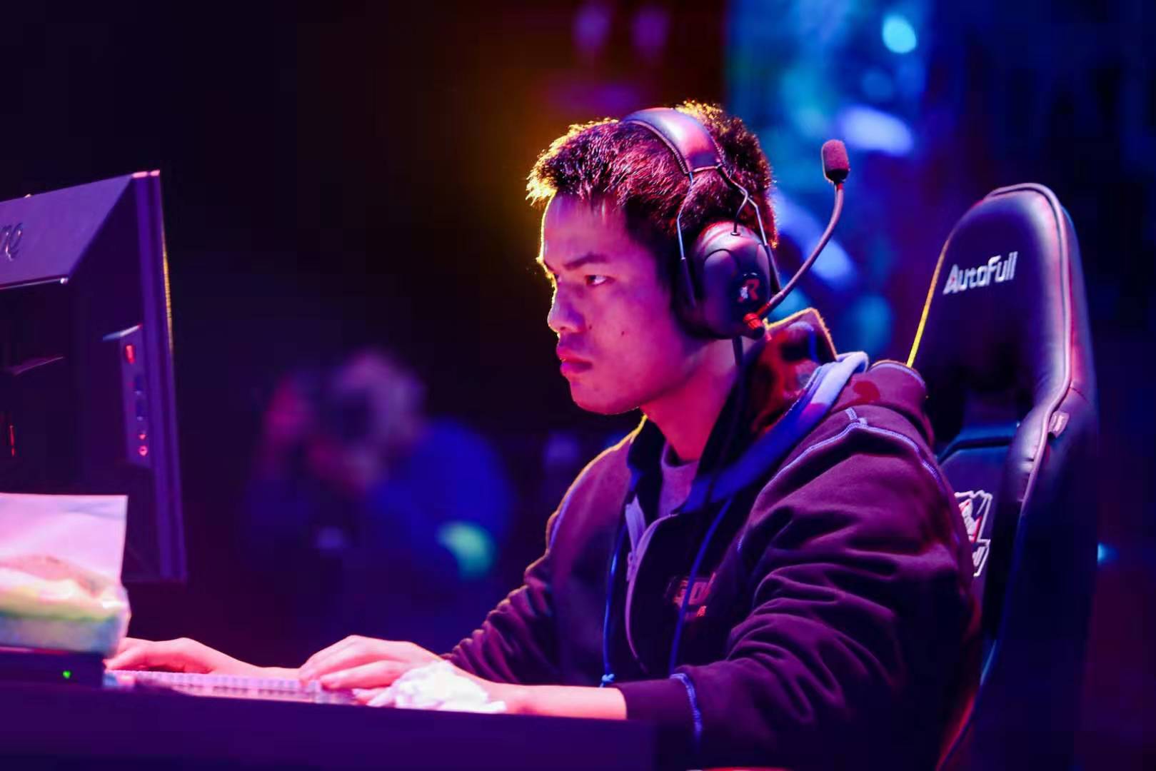 生俱来的自 生俱来的自