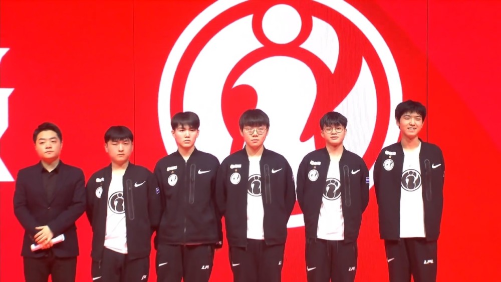 巴杜具备左 巴杜具备左