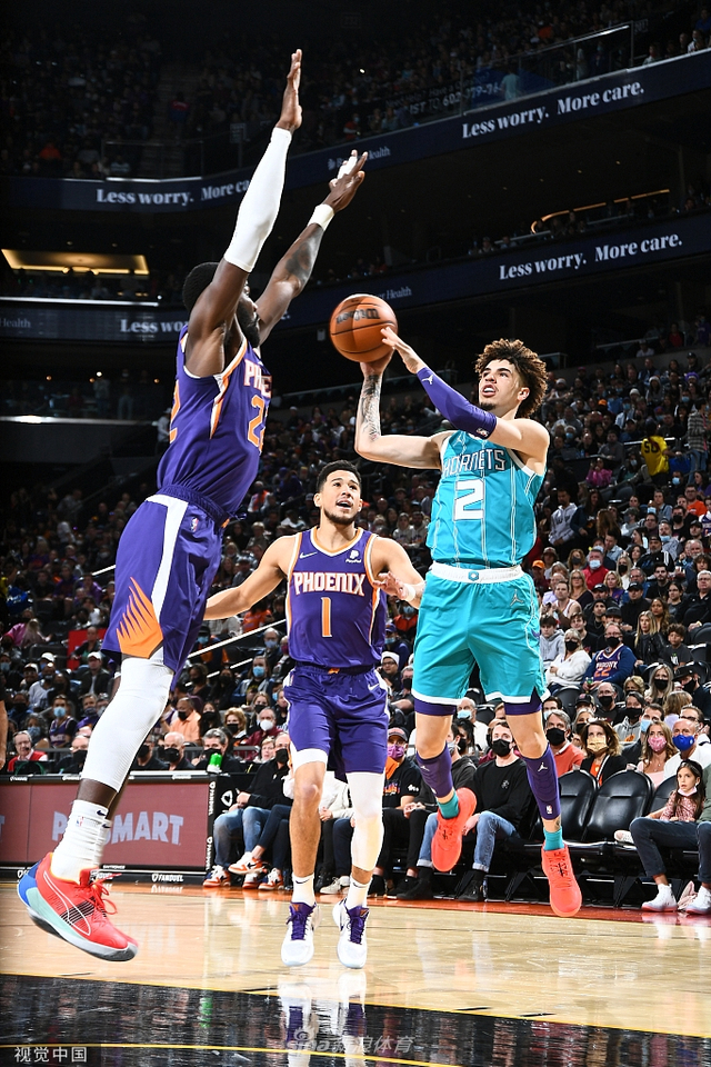 现在两个维 现在两个维